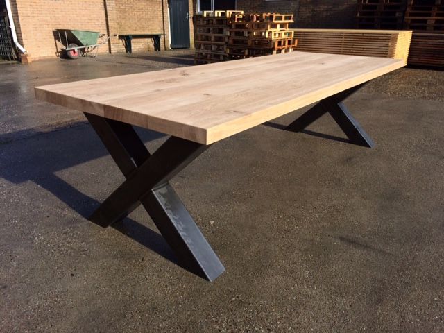 Eiken Eettafel Steun