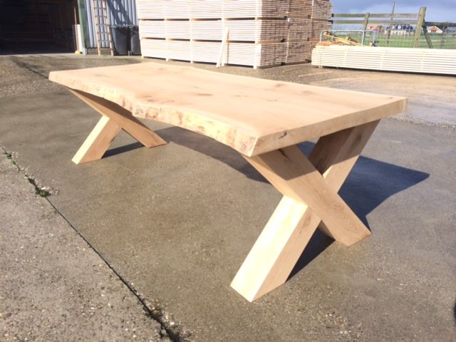 Robuuste Boomstamtafel Jaap