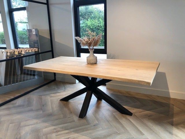 Eiken Boomstamtafel Matrix