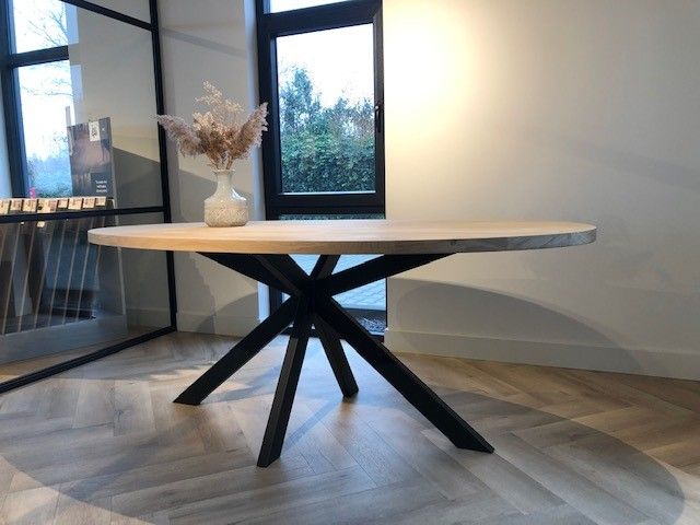 Eiken Ovale tafel matrix Ass 8x4 cm